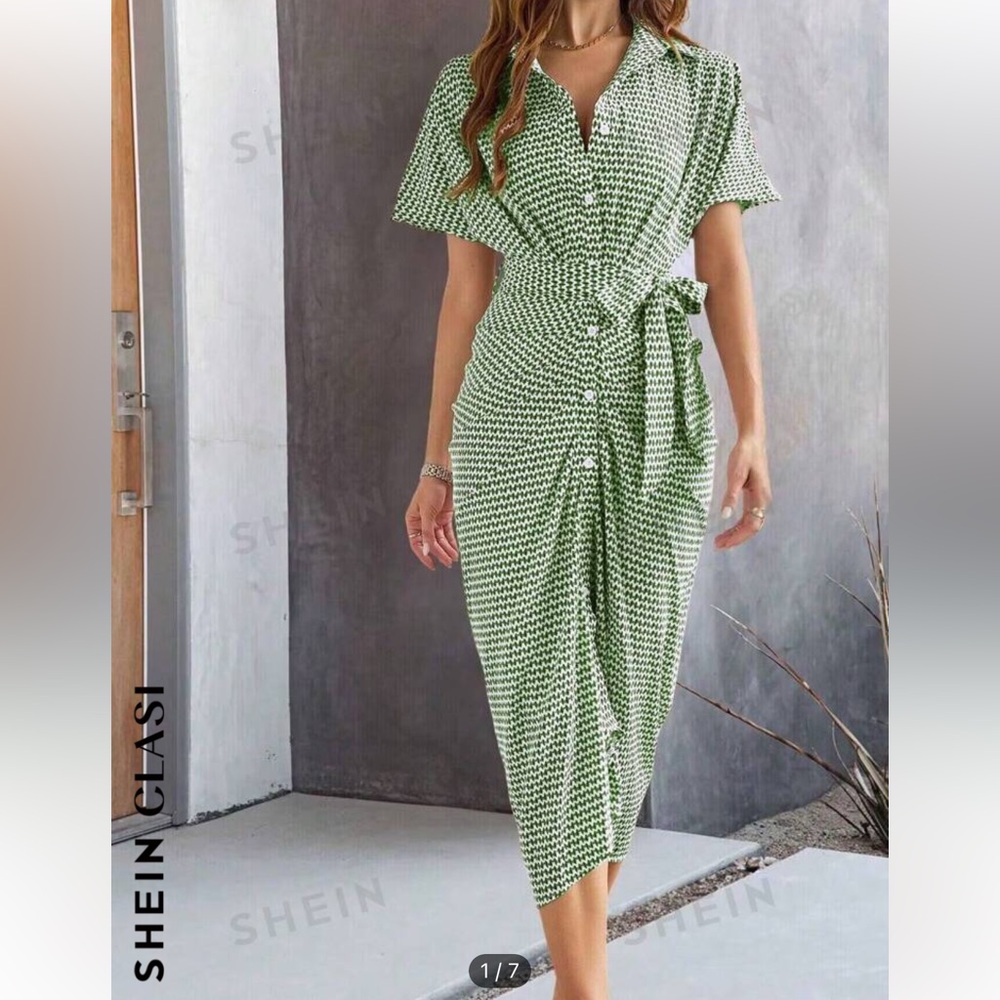 Plus size tie front dress